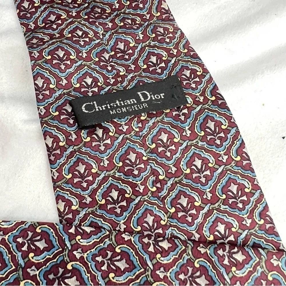 CHRISTIAN DIOR Handsome Men’s Silk Tie - Picture 3 of 7